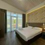 Гостиница Cosmos Smart Sochi Tivoli Hotel, Делюкс Монталь, фото 28